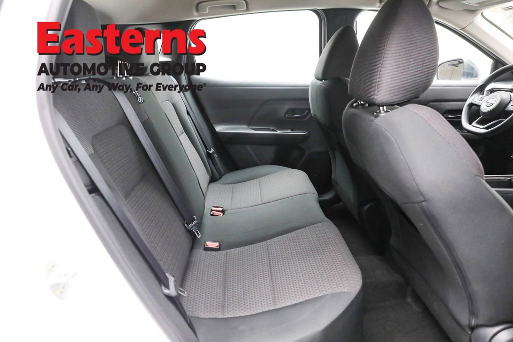 Used 2025 Nissan Kicks S image 23