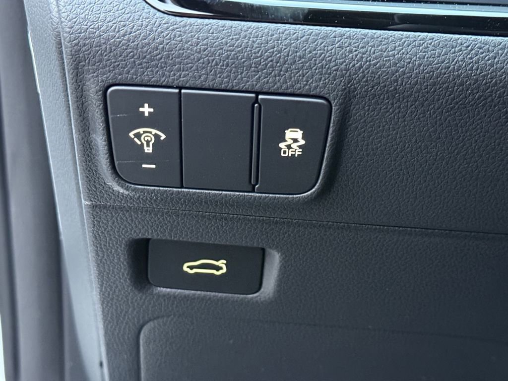 New 2026 Kia K5 EX image 22