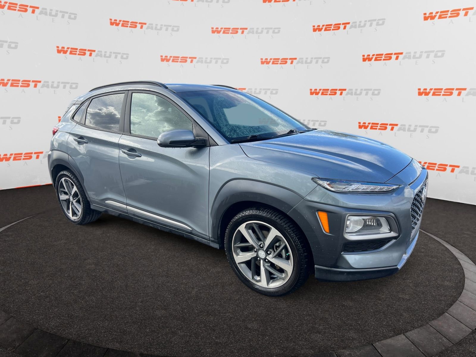 Used 2021 Hyundai Kona Limited AWD/4WD image 7