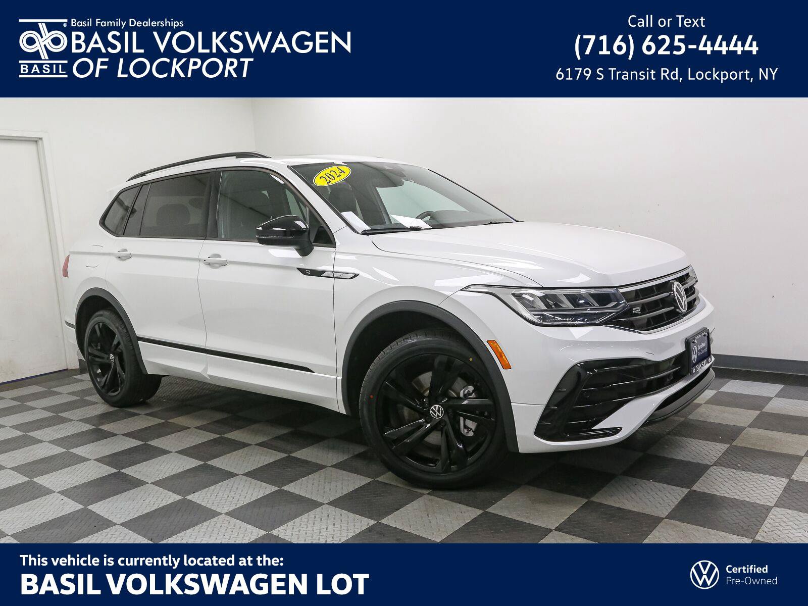 Certified 2024 Volkswagen Tiguan SE R-Line AWD/4WD image 1