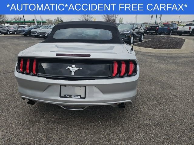 Used 2016 Ford Mustang Convertible image 22