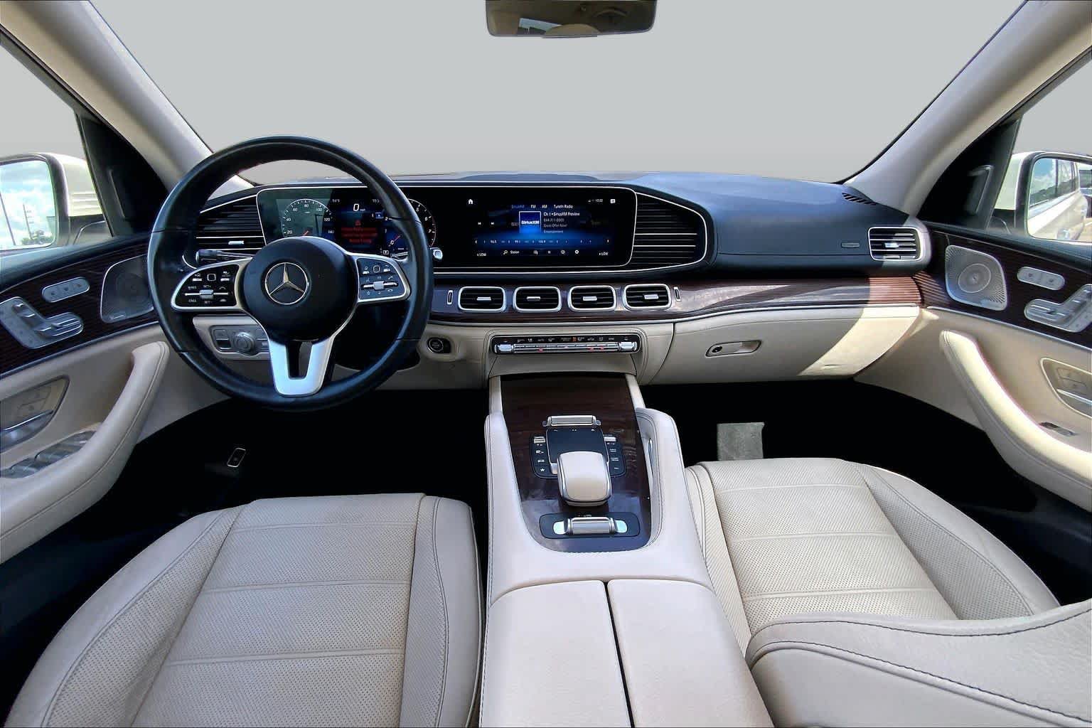Used 2022 Mercedes-Benz GLS 450 4MATIC image 16