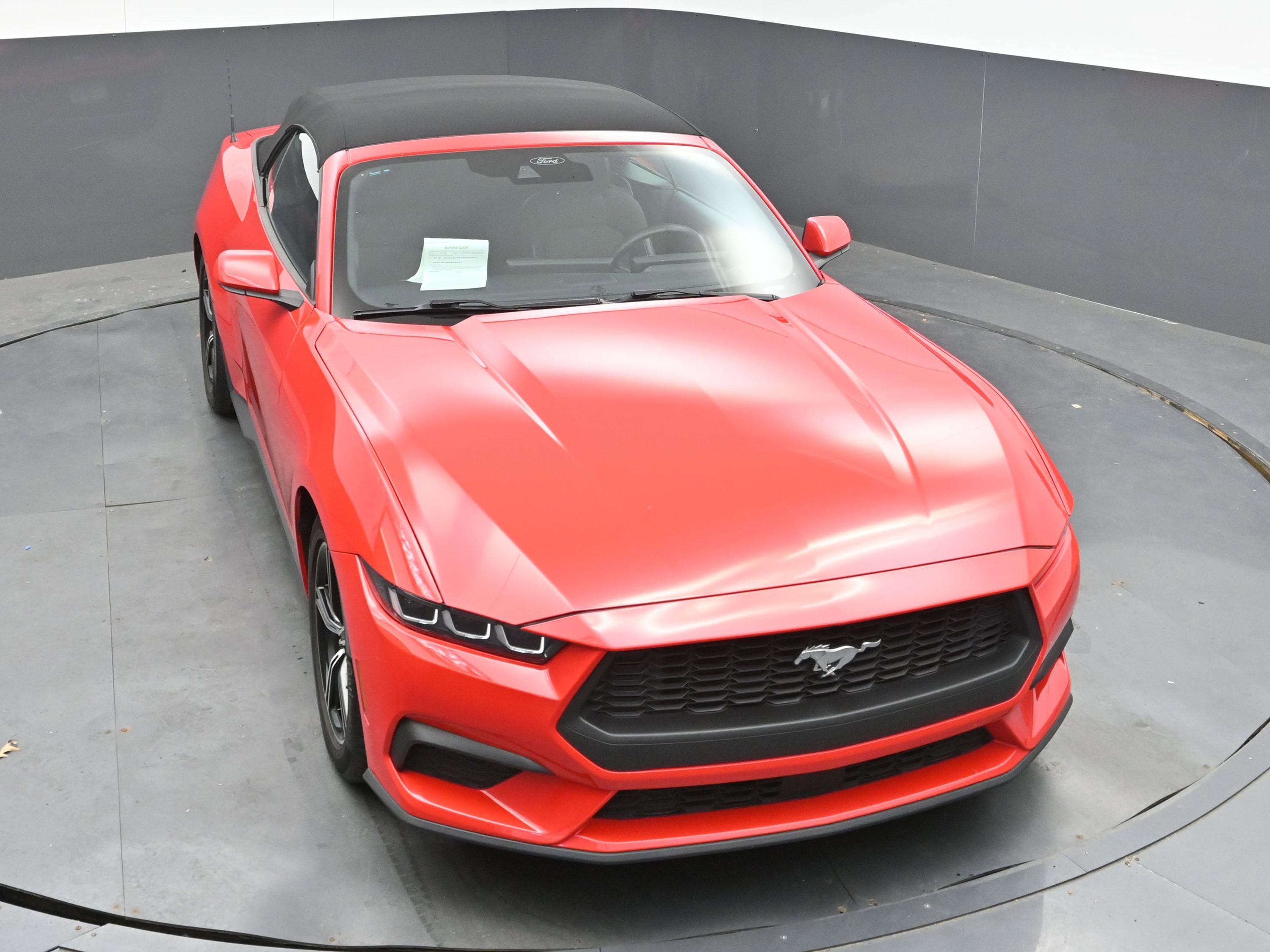 Used 2024 Ford Mustang Convertible RWD image 27