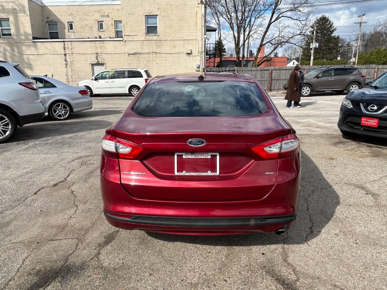 Used 2016 Ford Fusion SE image 11