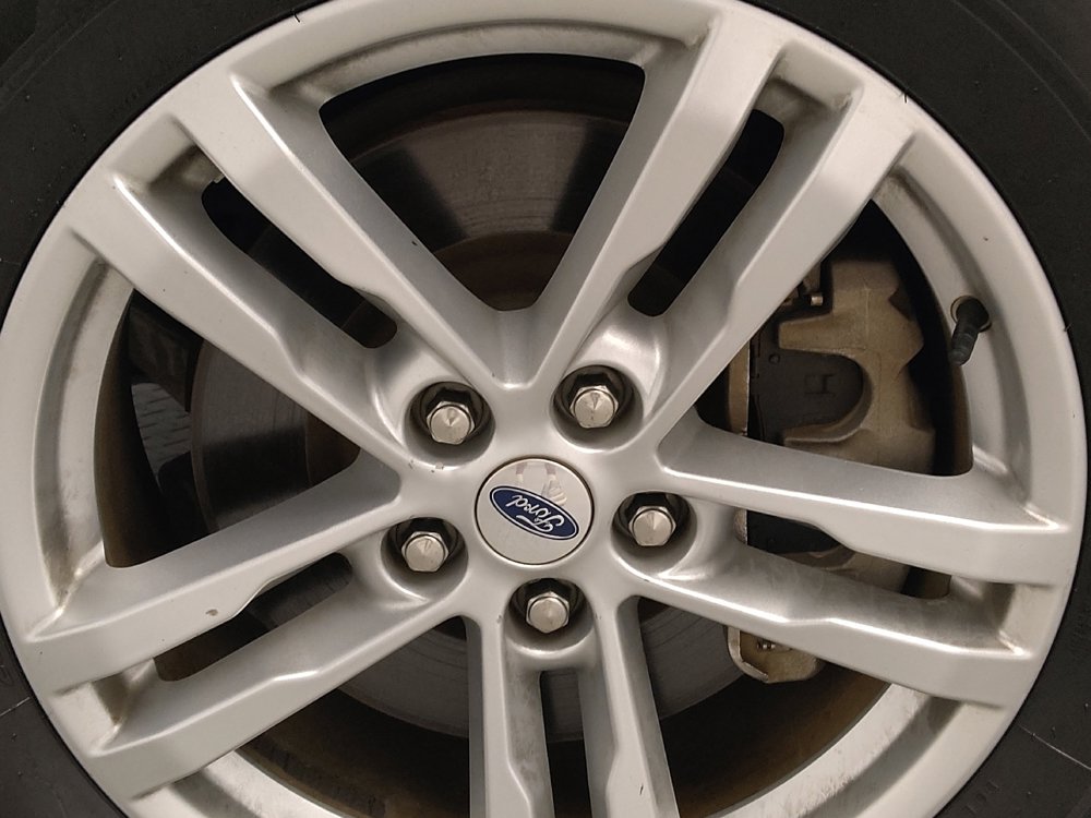 Used 2021 Ford Explorer XLT RWD image 31