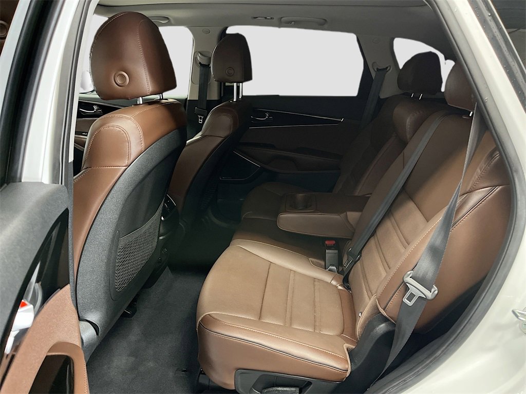 Used 2020 Kia Sorento SX image 26