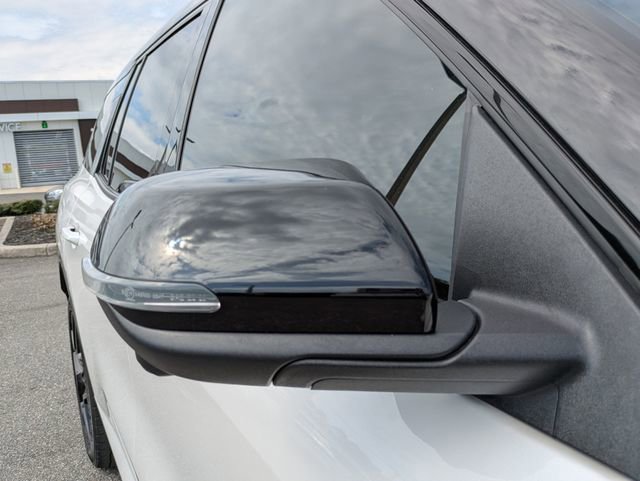 Used 2024 Chevrolet Traverse RS image 12