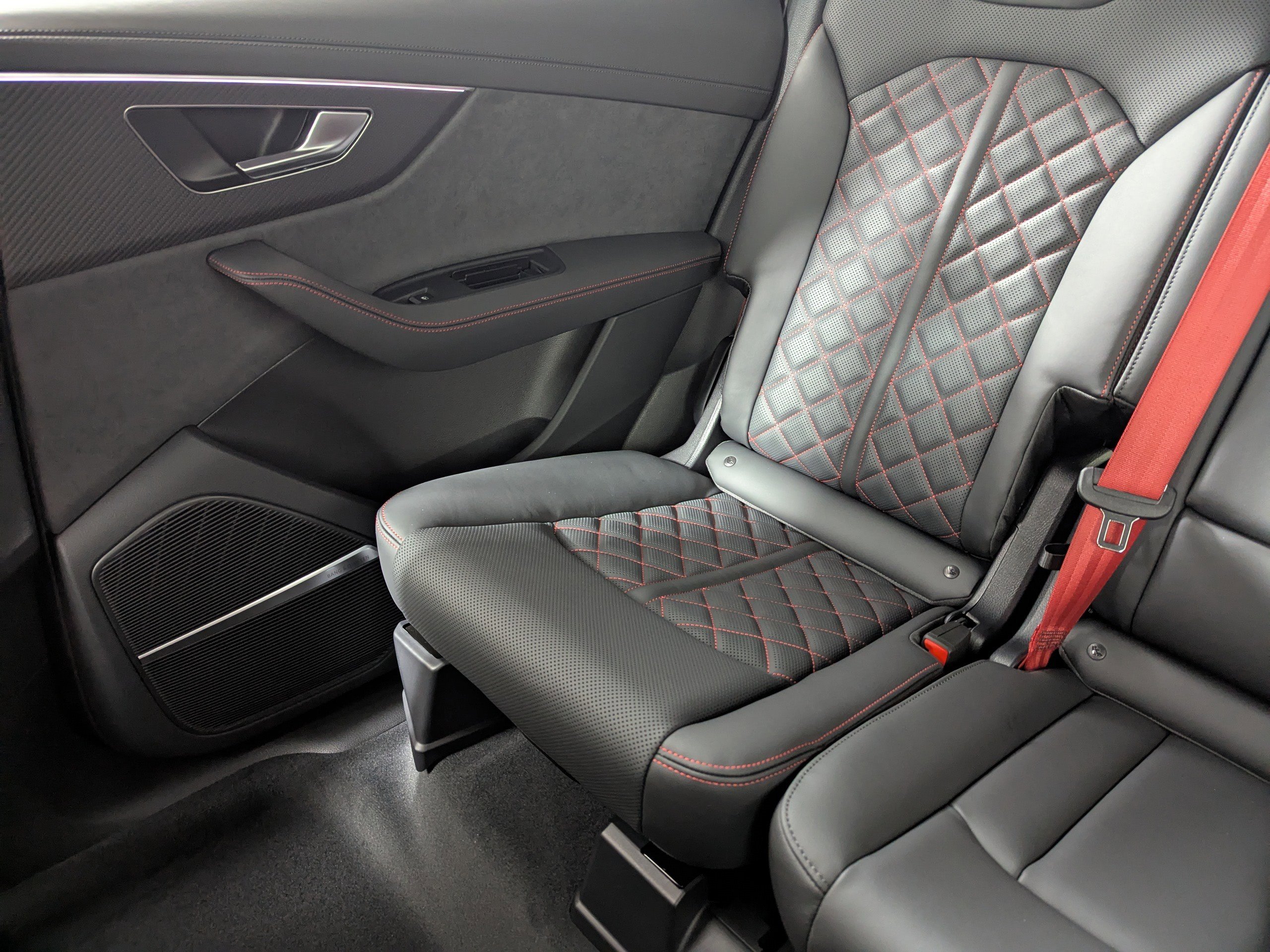 New 2025 Audi SQ7 Prestige image 12