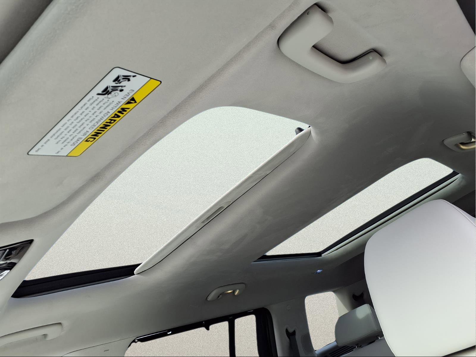 Used 2025 Hyundai Santa Fe Calligraphy image 12