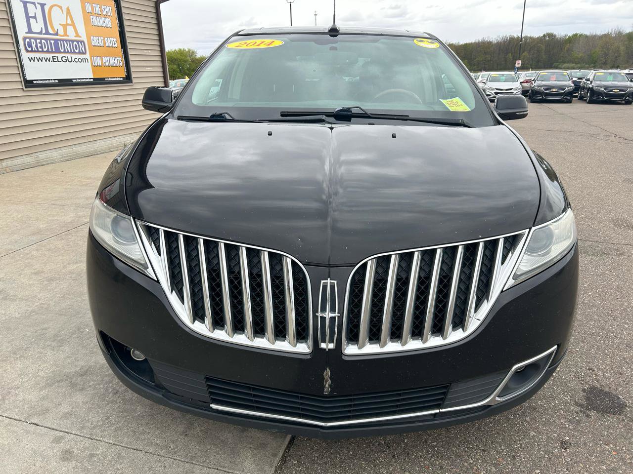 Used 2014 Lincoln MKX AWD w/ Equipment Group 101A image 2