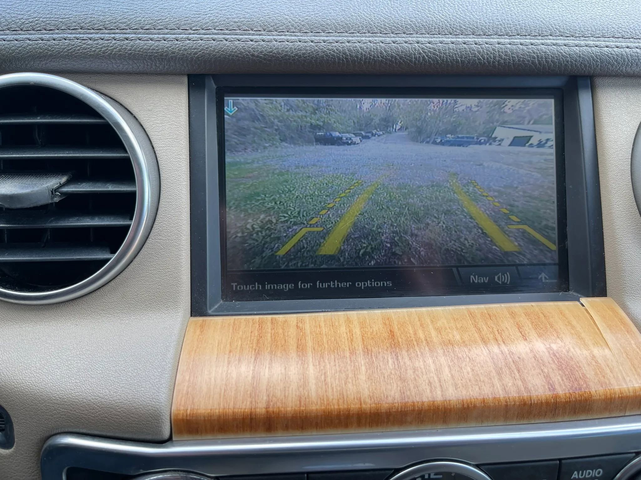 Used 2011 Land Rover LR4 HSE AWD/4WD image 9