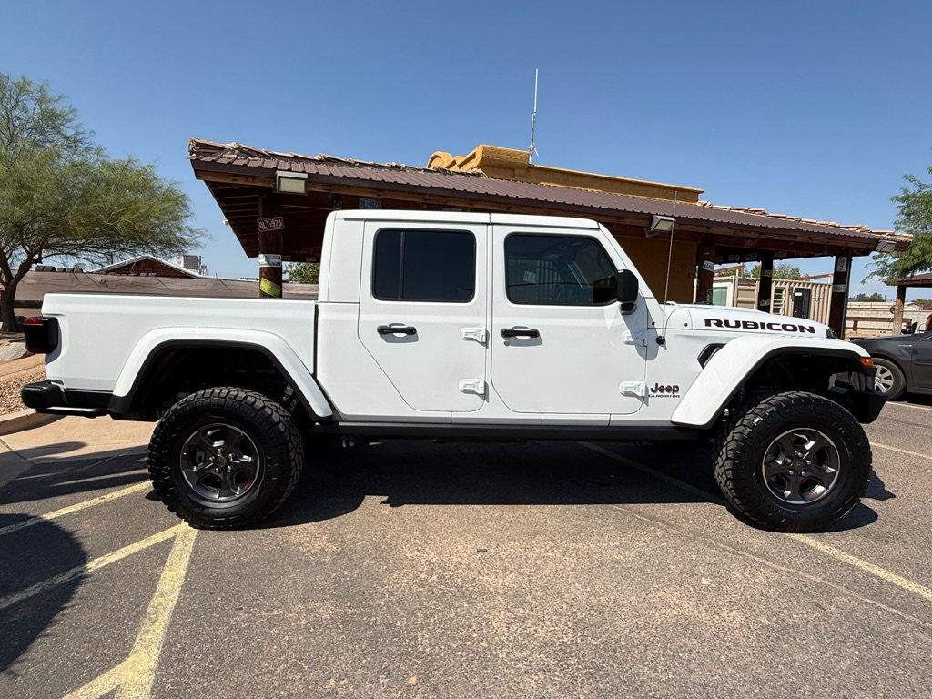 Used 2021 Jeep Gladiator Rubicon AWD/4WD image 11