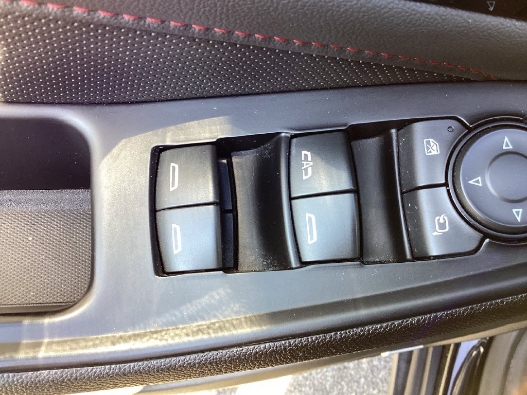 Used 2023 Chevrolet Traverse RS w/ LPO, Cargo Package AWD/4WD image 36