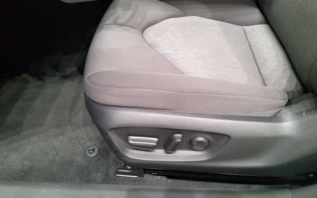 Used 2024 Toyota Camry LE FWD image 28