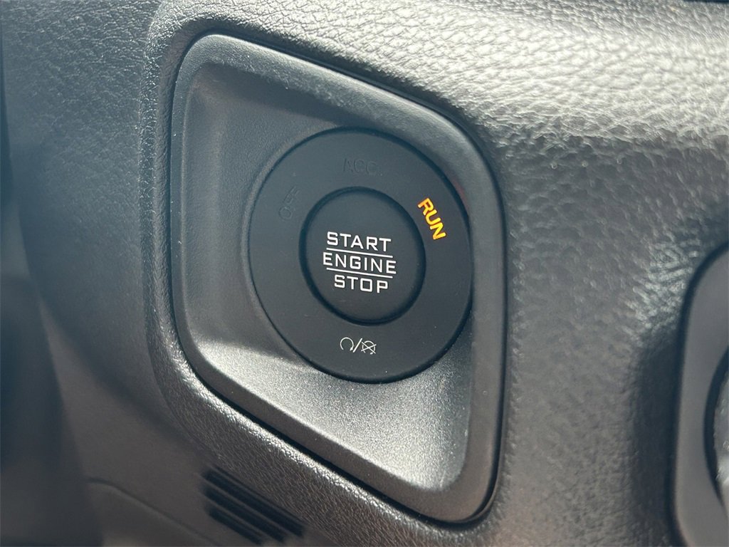 Used 2024 Jeep Wrangler Sport image 30