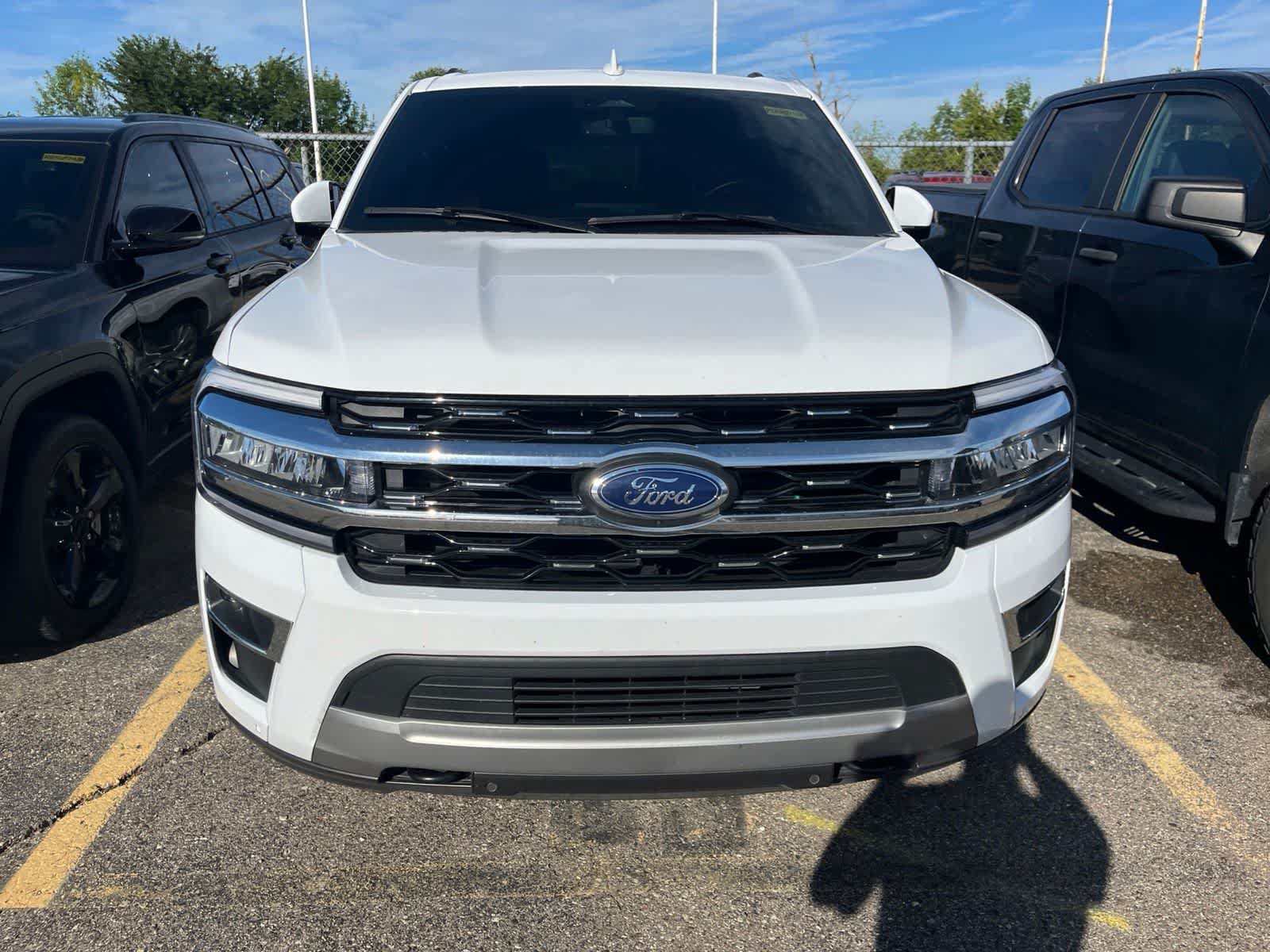 Used 2023 Ford Expedition Max Limited AWD/4WD image 21