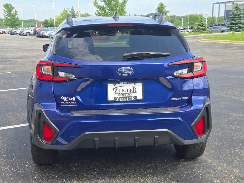 Used 2024 Subaru Crosstrek 2.5i Limited w/ Crosstrek Mirror Package AWD/4WD image 13