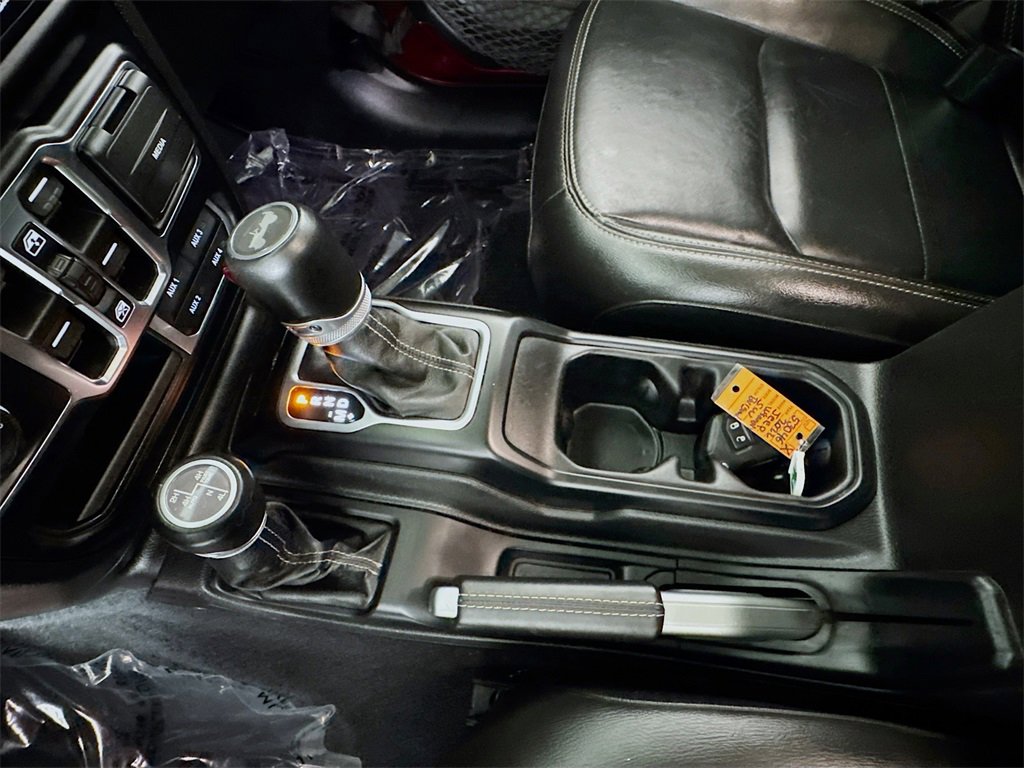 Used 2022 Jeep Wrangler Unlimited Sahara 4xe w/ Cold Weather Group image 17