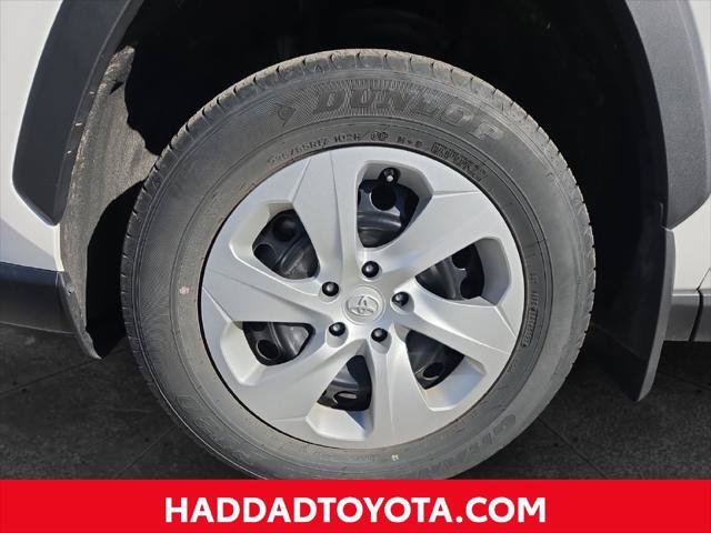 Certified 2024 Toyota RAV4 LE AWD/4WD image 16