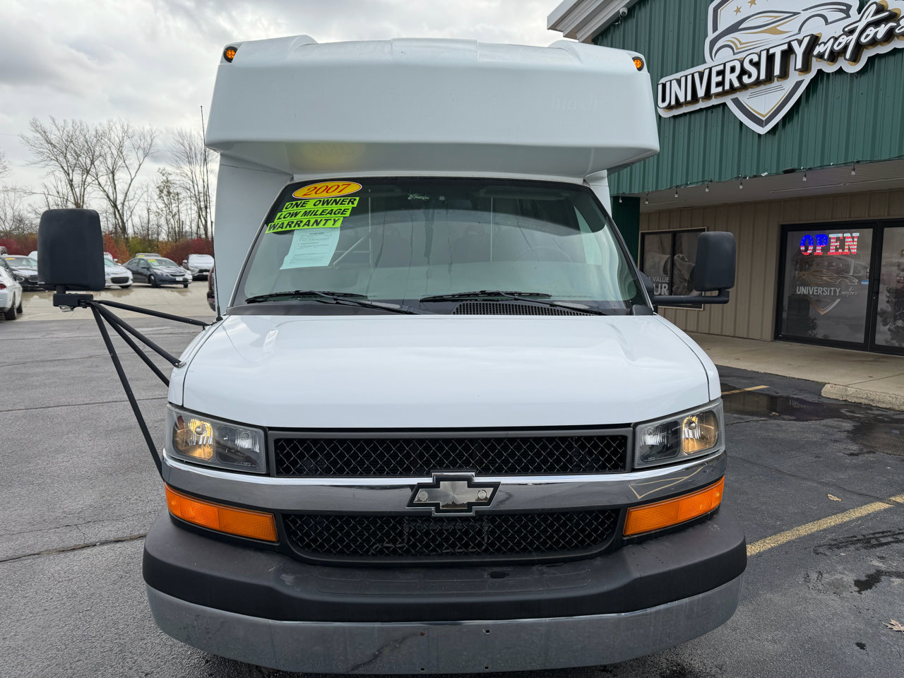 Used 2007 Chevrolet Express 3500 image 8