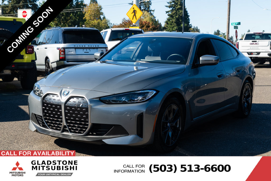Used 2023 BMW i4 eDrive40 RWD image 3