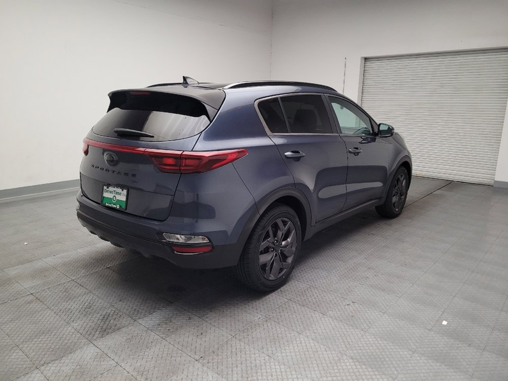 Used 2022 Kia Sportage Nightfall Edition FWD image 9