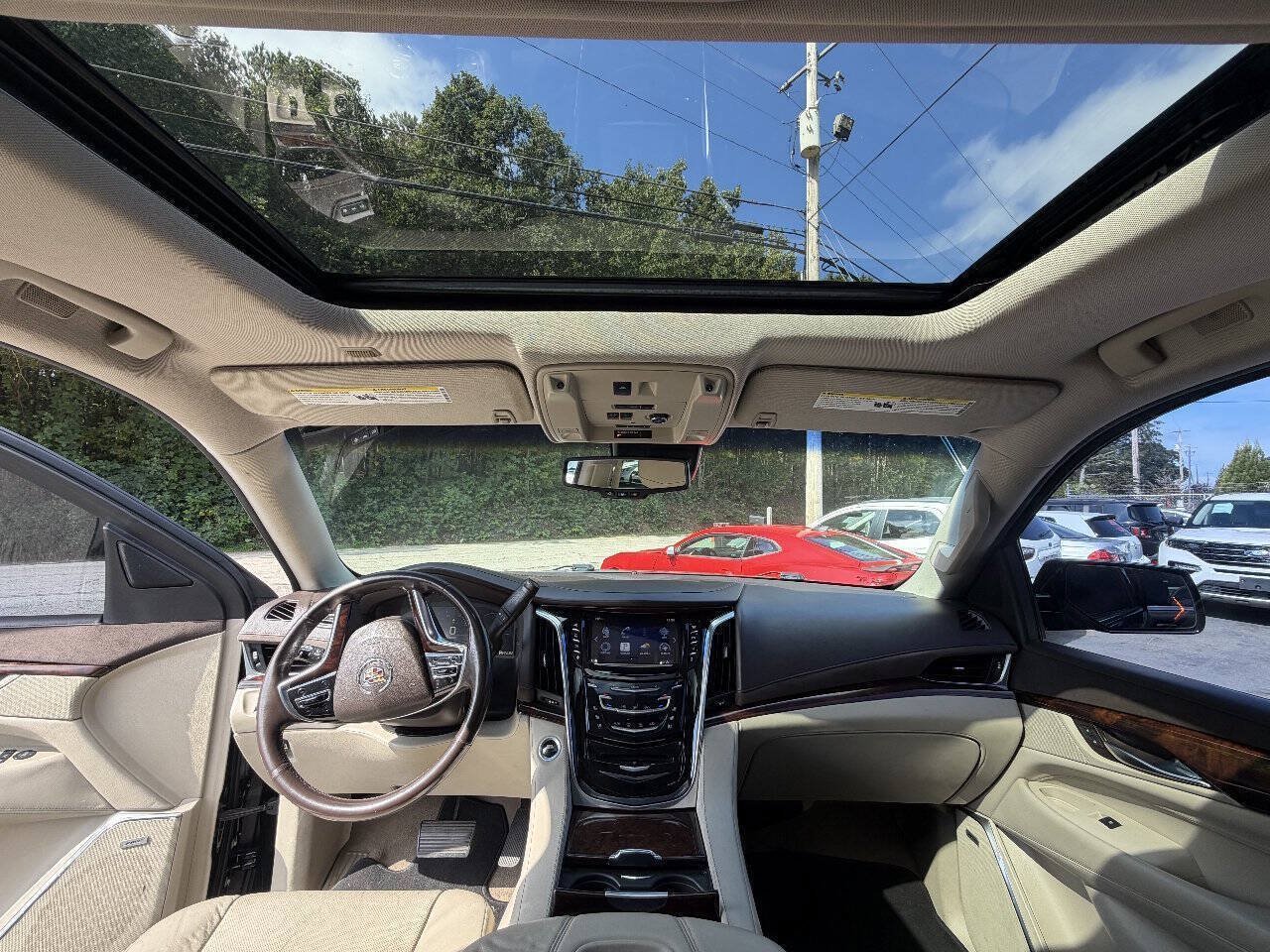 Used 2015 Cadillac Escalade Premium AWD/4WD image 20