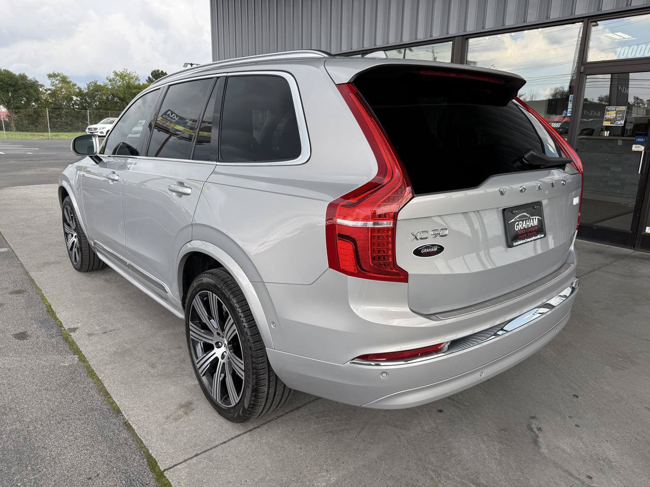 Used 2024 Volvo XC90 T8 Ultimate w/ Protection Package Premier AWD/4WD image 8