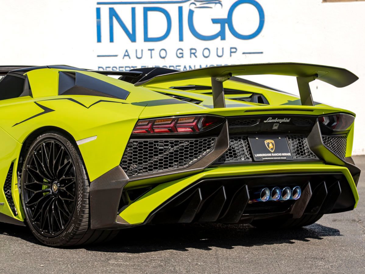 Used 2016 Lamborghini Aventador LP 750-4 Superveloce AWD/4WD image 11