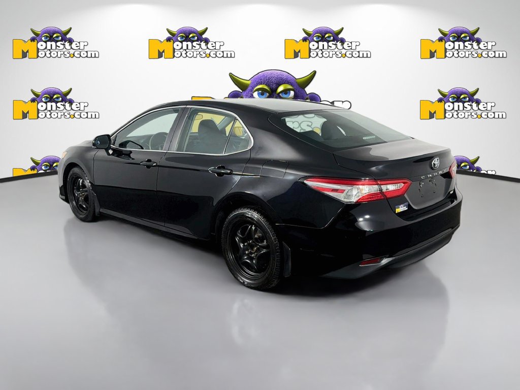 Used 2020 Toyota Camry LE FWD image 7