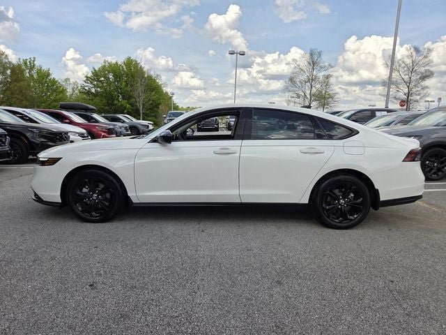 Used 2025 Honda Accord SE image 2