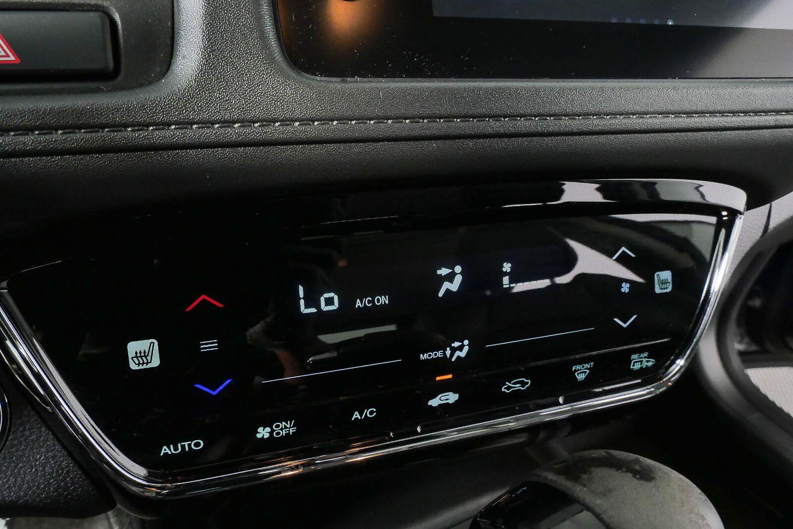 Used 2021 Honda HR-V EX-L image 14