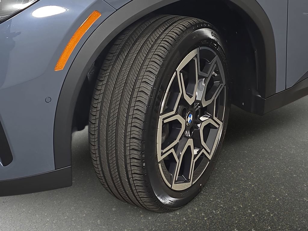 Used 2025 BMW X2 xDrive28i w/ Technology Package AWD/4WD image 36