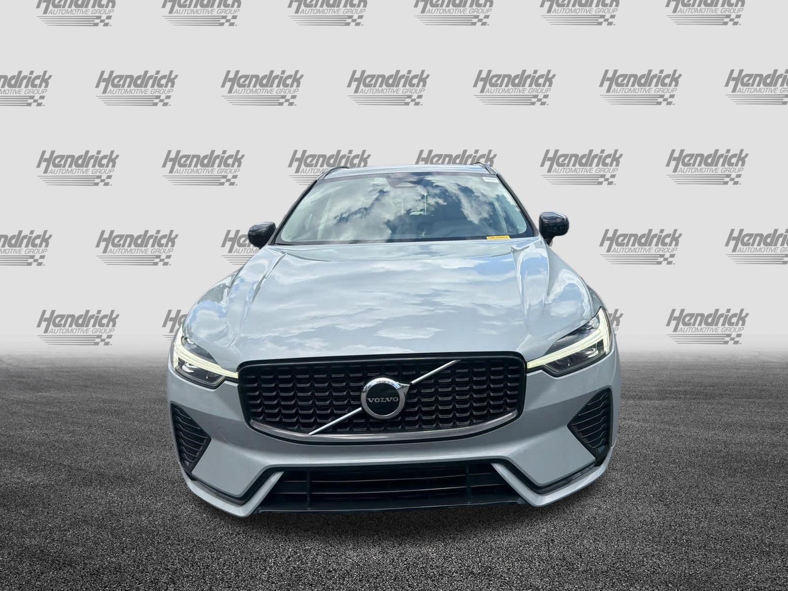Certified 2024 Volvo XC60 B5 Core w/ Protection Package Premier AWD/4WD image 44