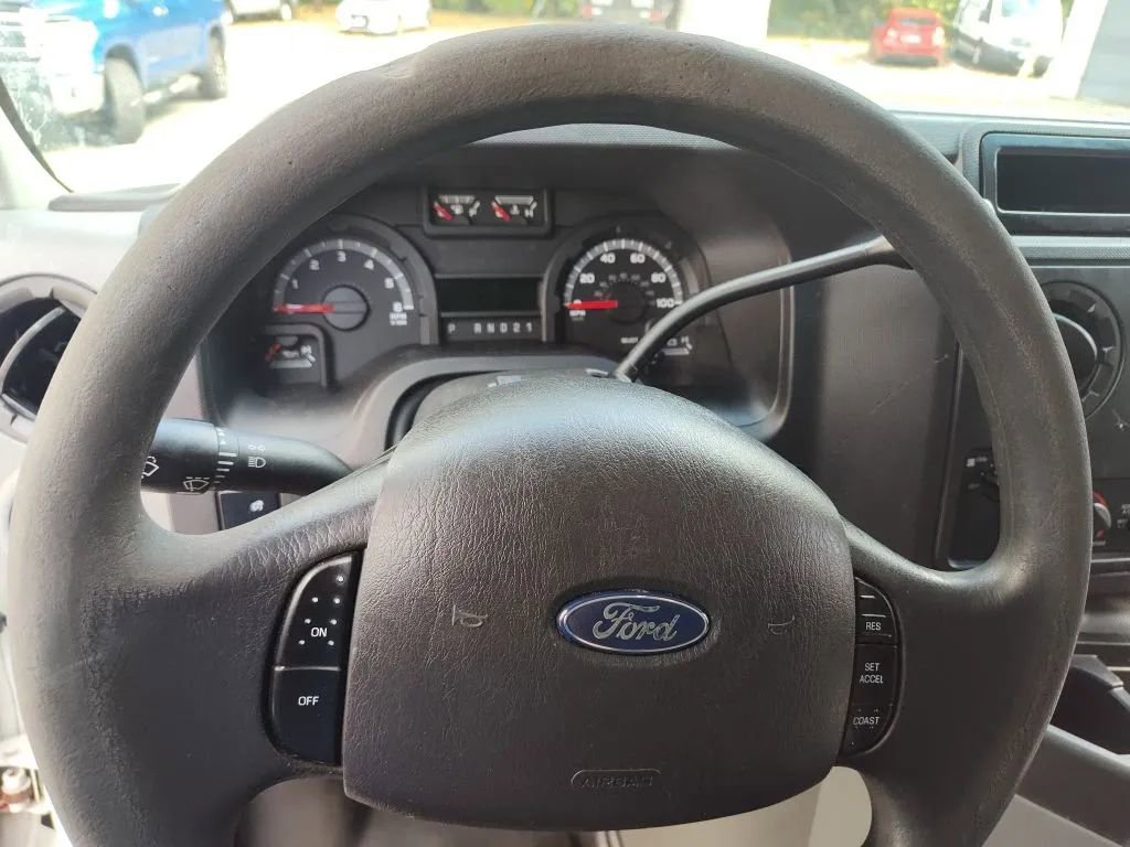 Used 2013 Ford E-150 and Econoline 150 w/ PWR Group image 12