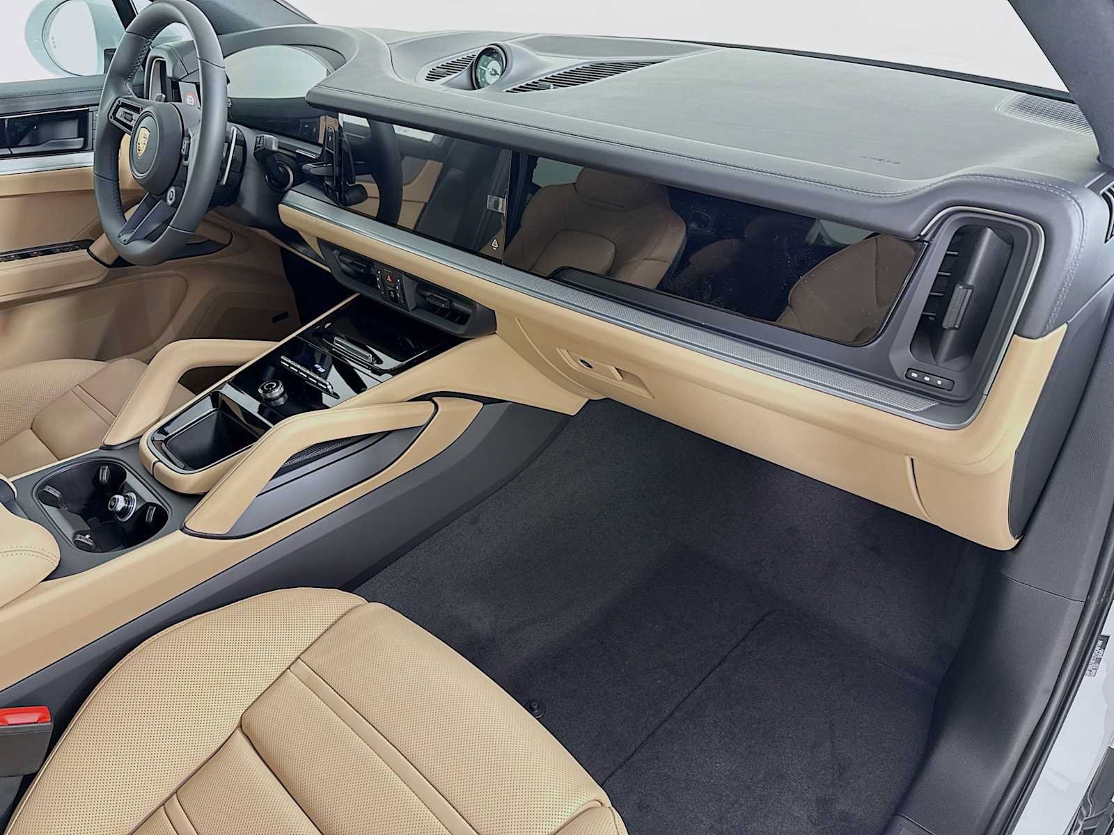 New 2026 Porsche Cayenne Coupe AWD/4WD image 29