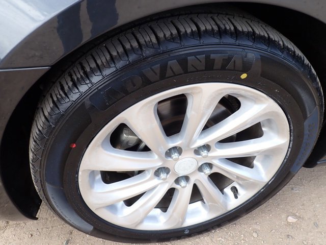 Used 2015 Buick LaCrosse FWD image 6