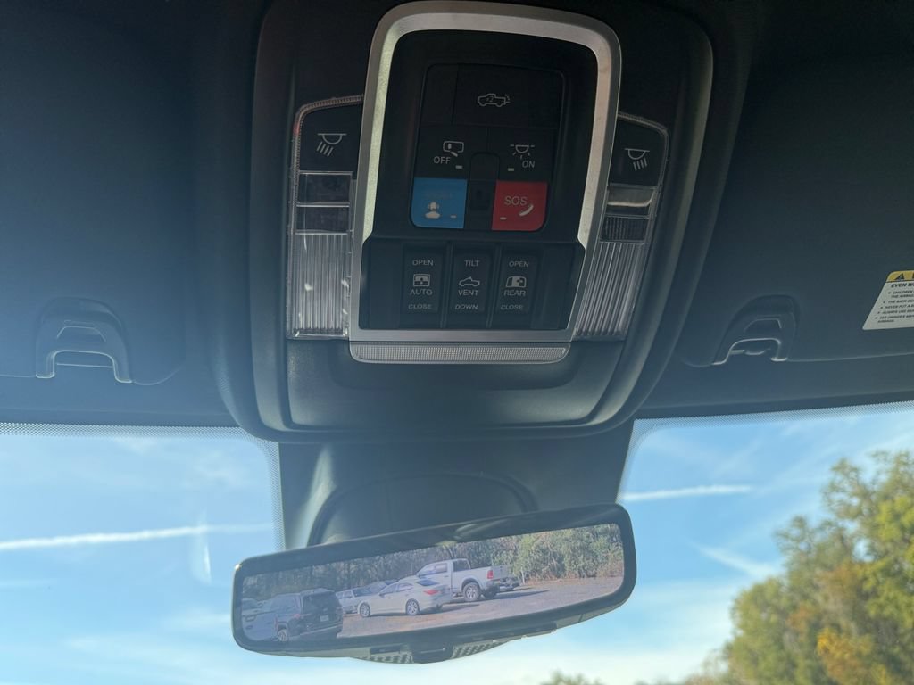 New 2025 RAM 2500 Laramie AWD/4WD image 26