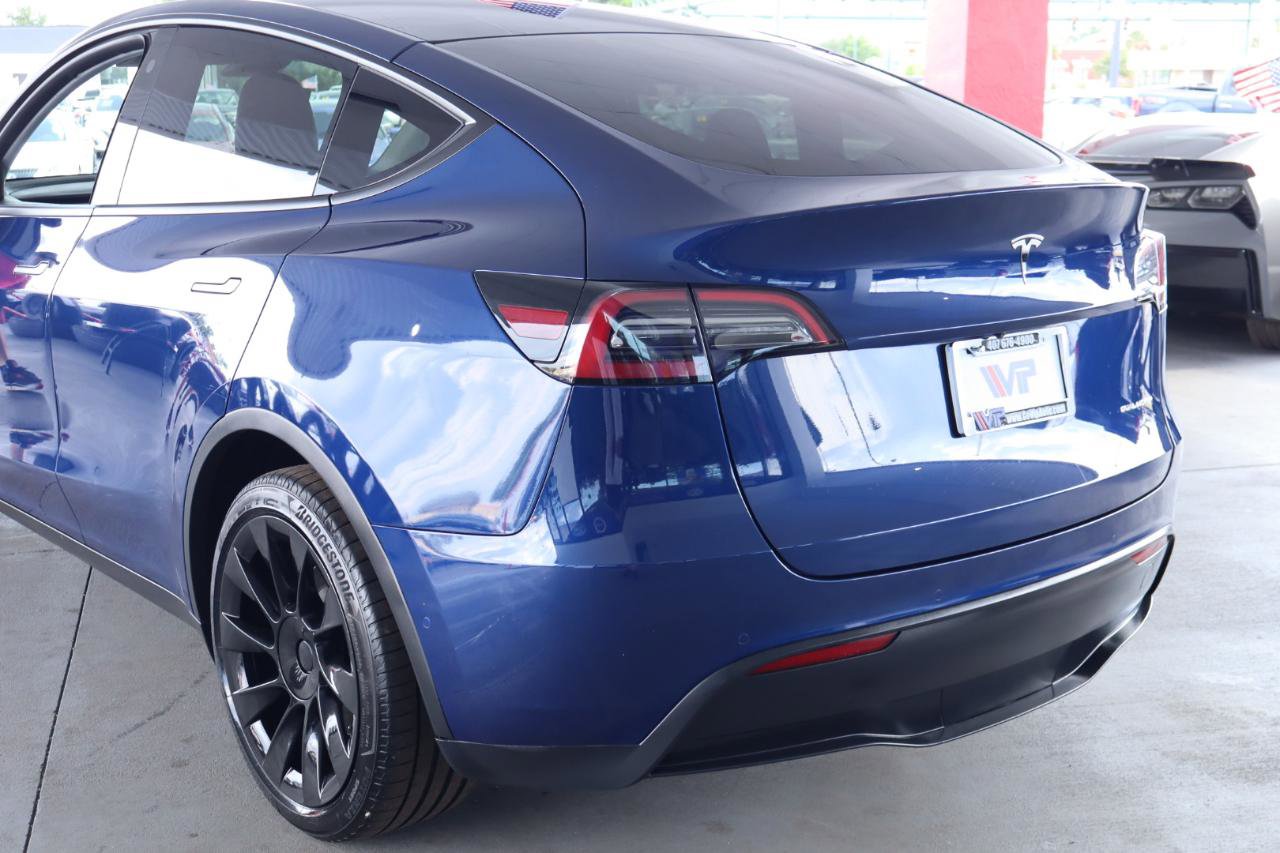 Used 2021 Tesla Model Y Long Range AWD/4WD image 9