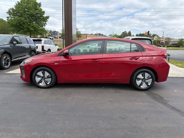 Used 2020 Hyundai Ioniq Blue FWD image 11