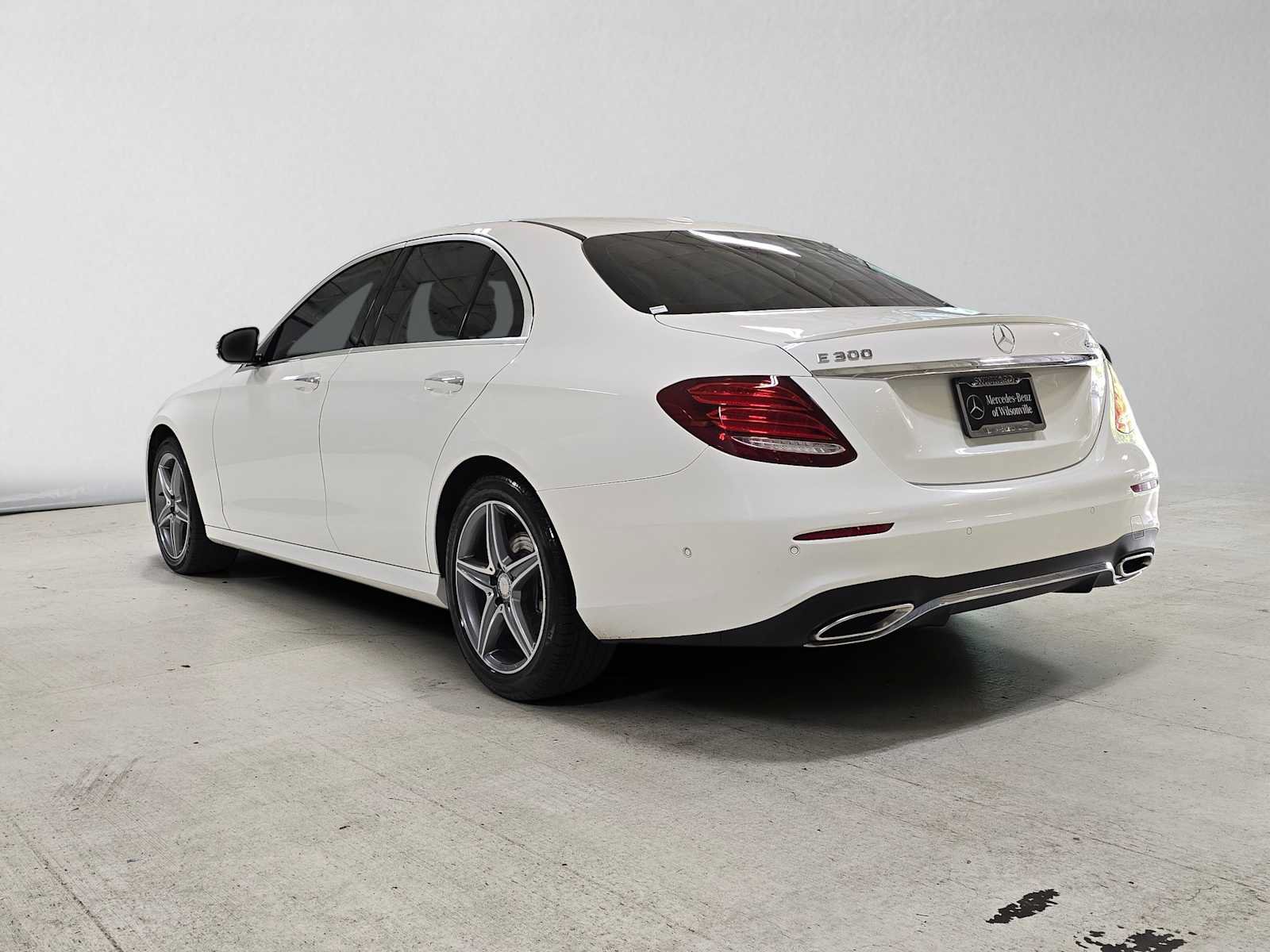 Certified 2017 Mercedes-Benz E 300 4MATIC image 5