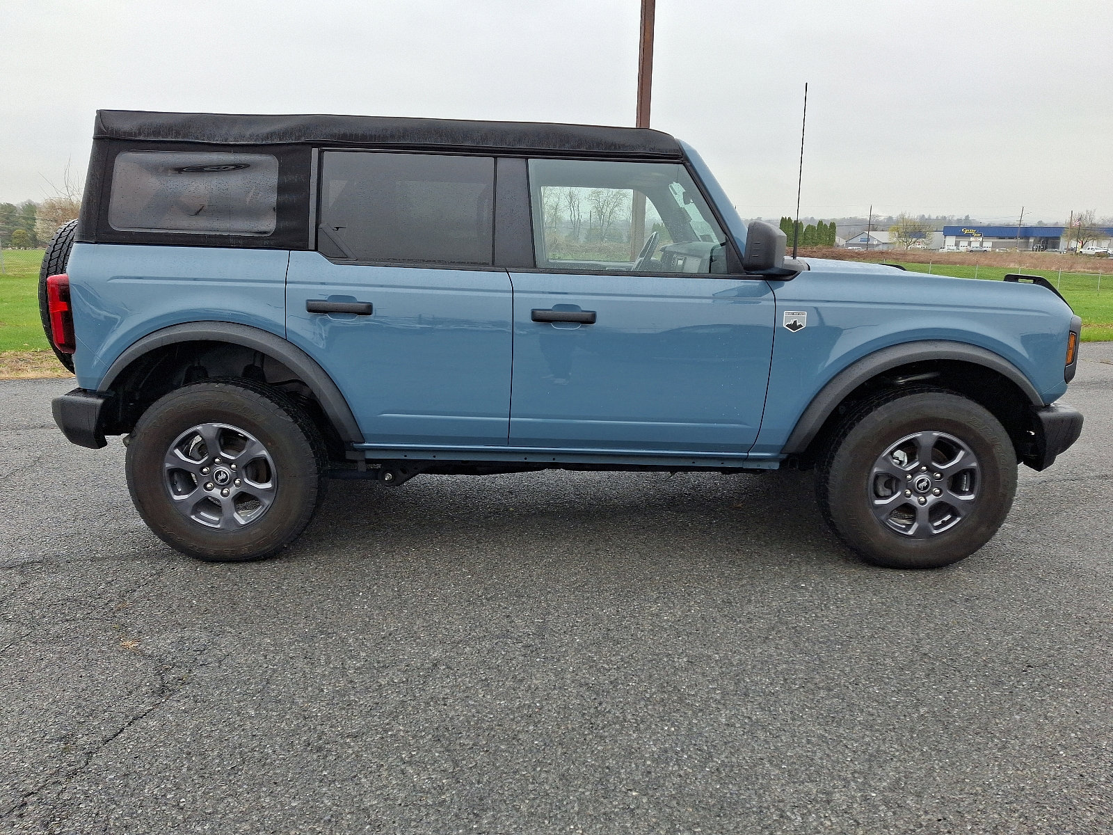 Used 2023 Ford Bronco Big Bend image 7