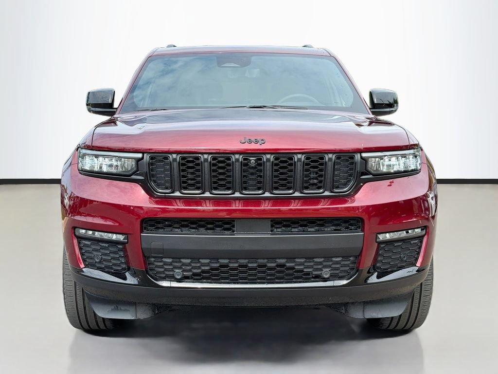 Used 2025 Jeep Grand Cherokee L Limited w/ Luxury Tech Group II AWD/4WD image 3