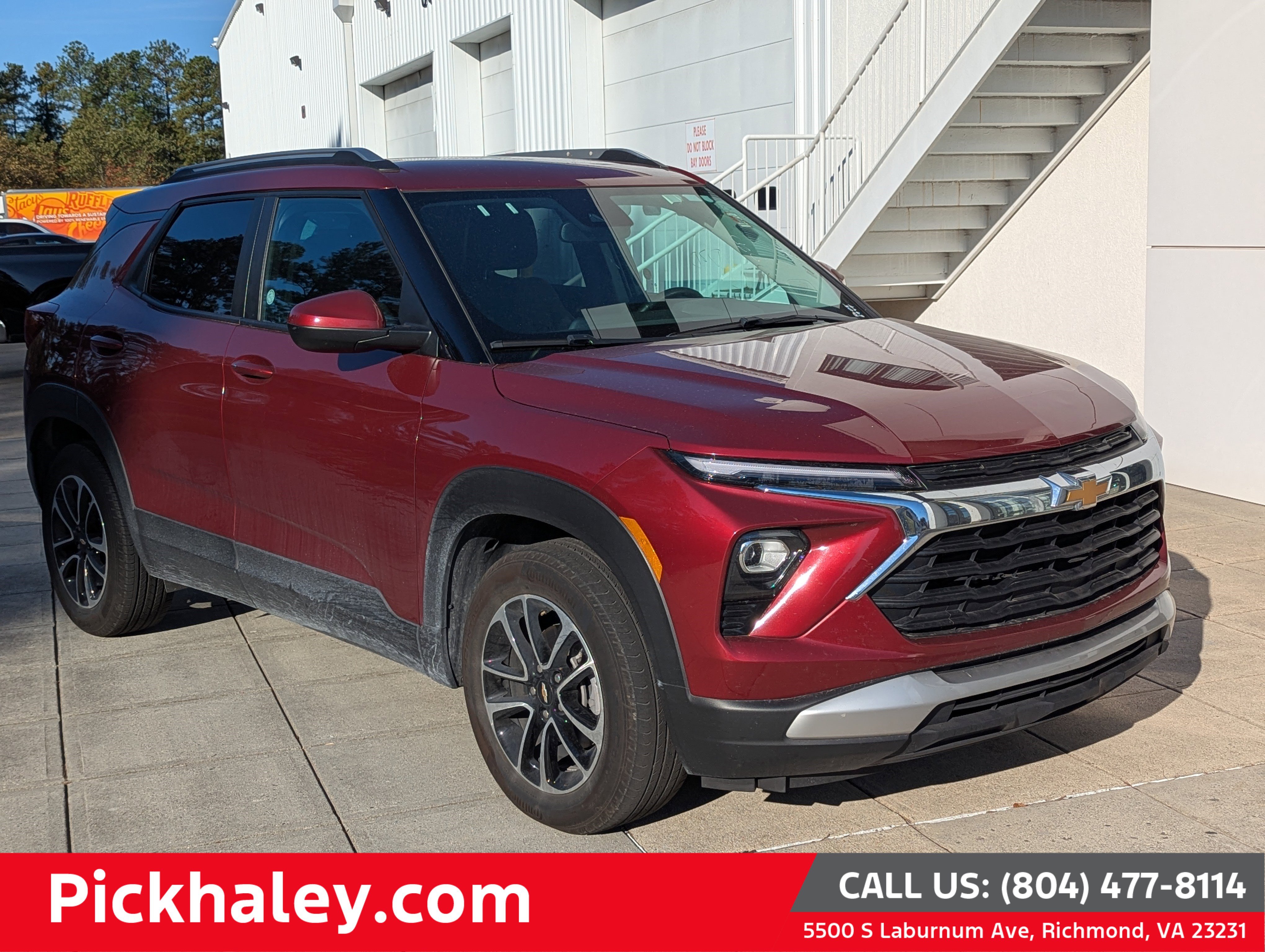 Used 2024 Chevrolet TrailBlazer LT w/ Convenience Package