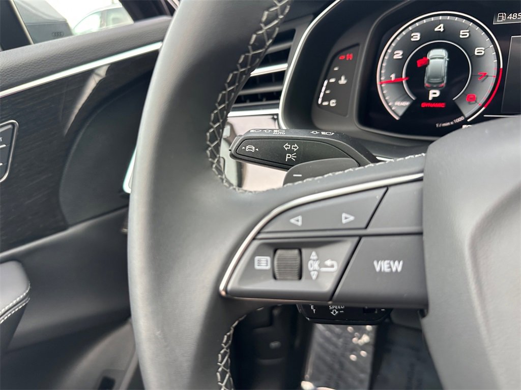 Certified 2025 Audi Q7 2.0T Premium Plus image 22