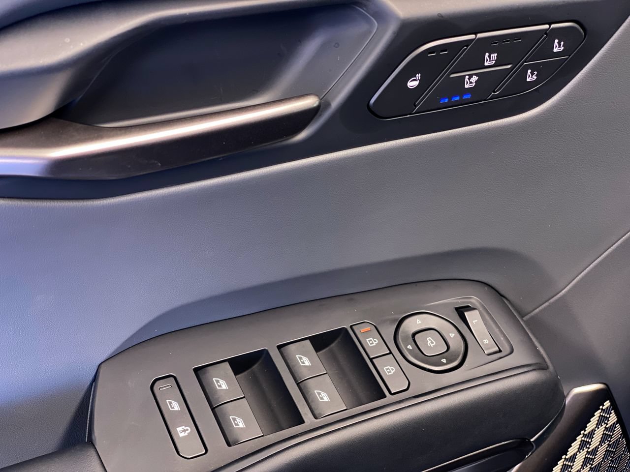 New 2026 Kia EV9 Wind AWD/4WD image 18