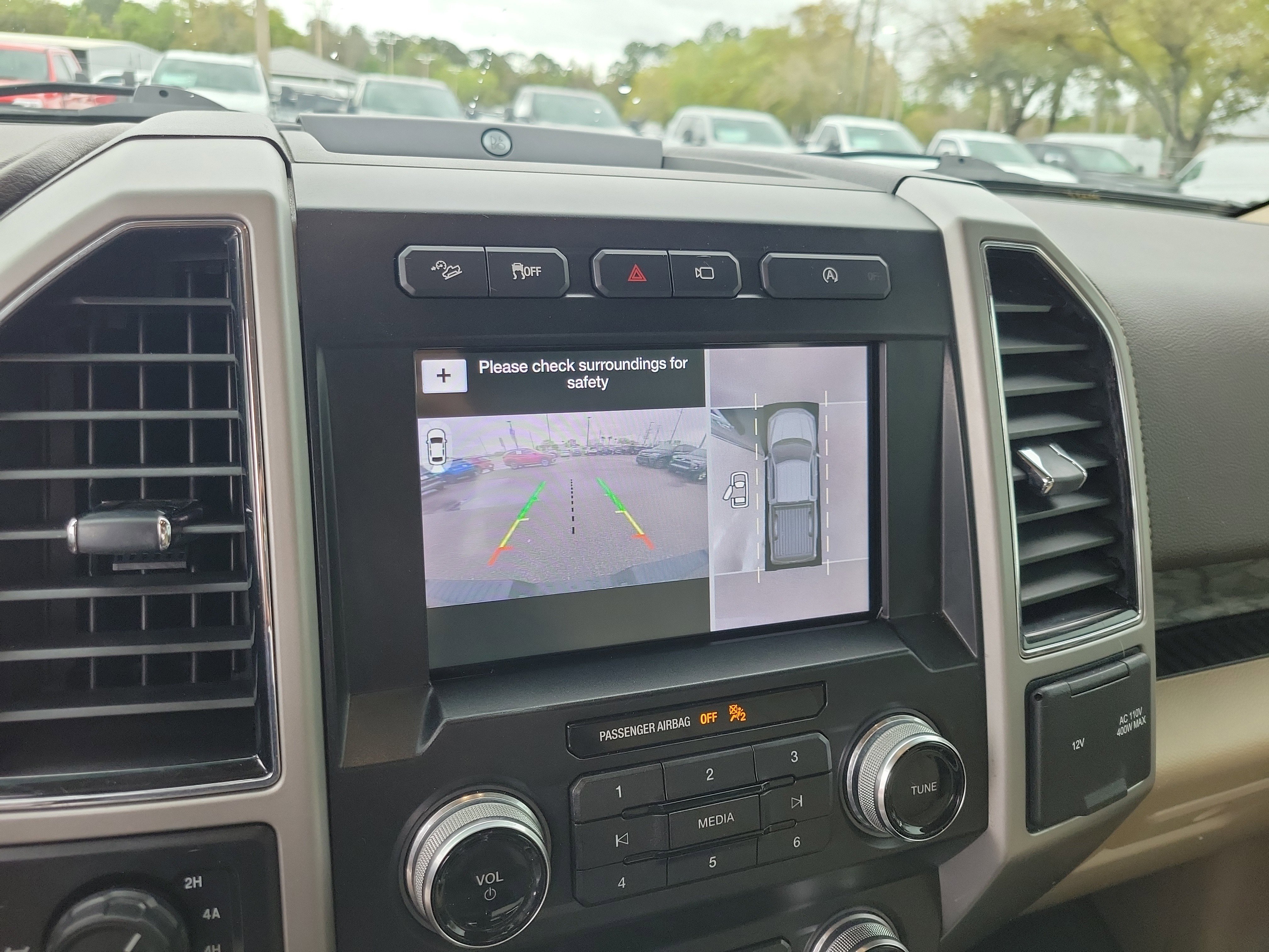 Used 2019 Ford F150 Lariat w/ Equipment Group 502A Luxury image 17