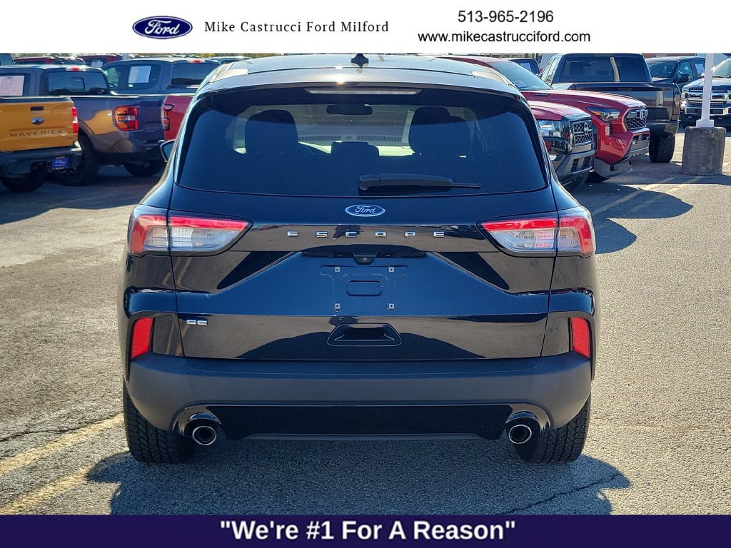 Used 2021 Ford Escape SE w/ SE Sport Appearance Package FWD image 4