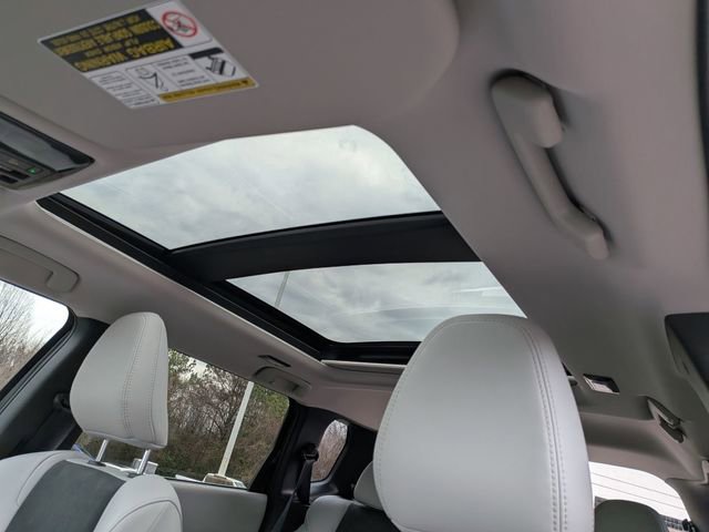 New 2025 Mitsubishi Outlander SE image 25