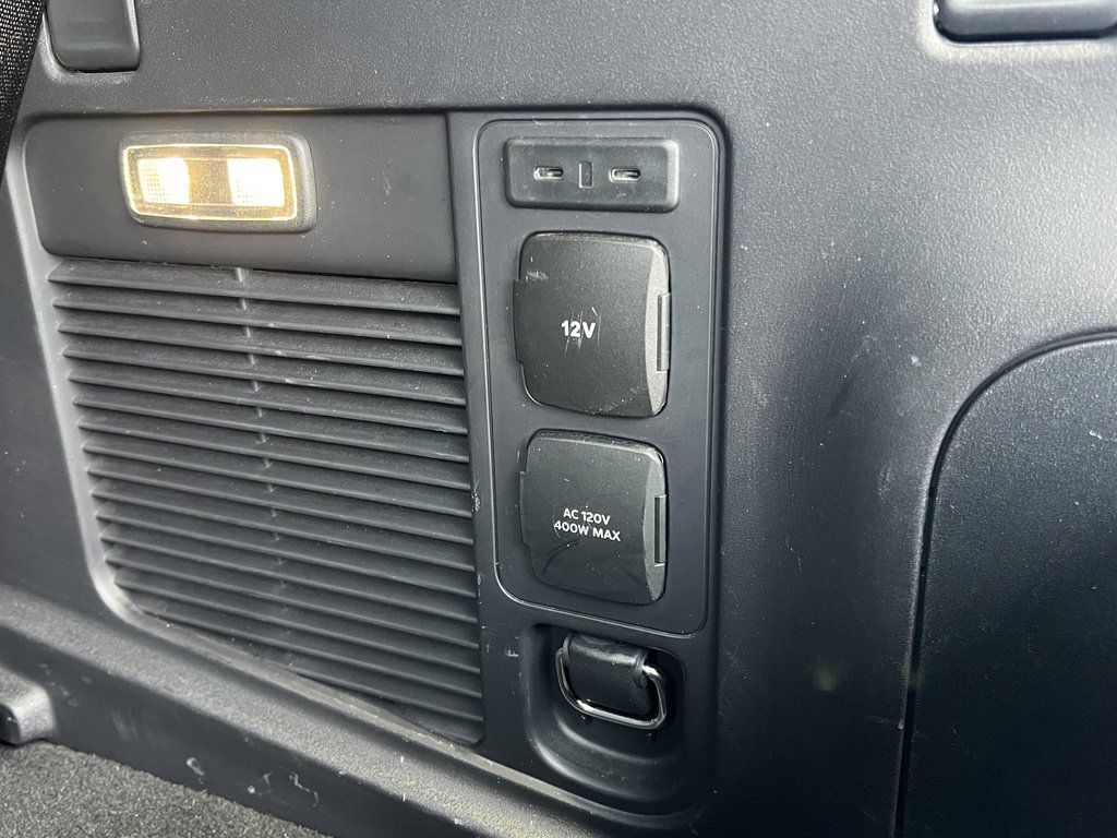 Certified 2025 Ford Expedition Active image 36